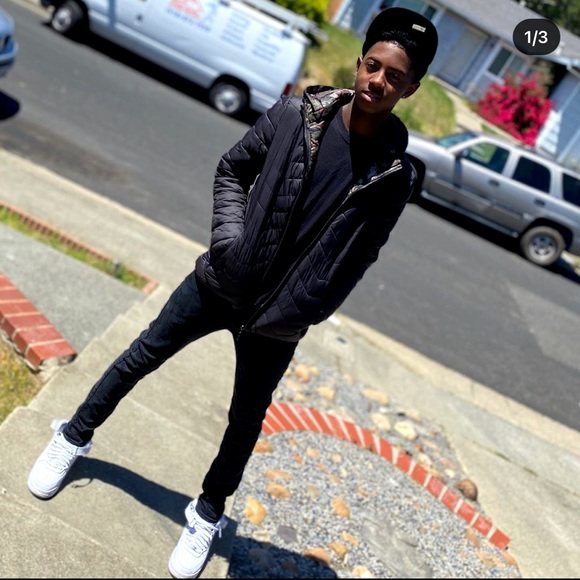 Meet your Posher, David - Picture 1 of 1